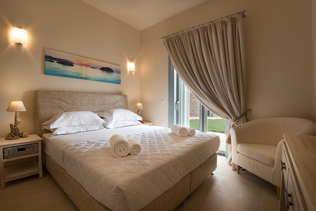Villa Emerald Porto Heli Esterno foto