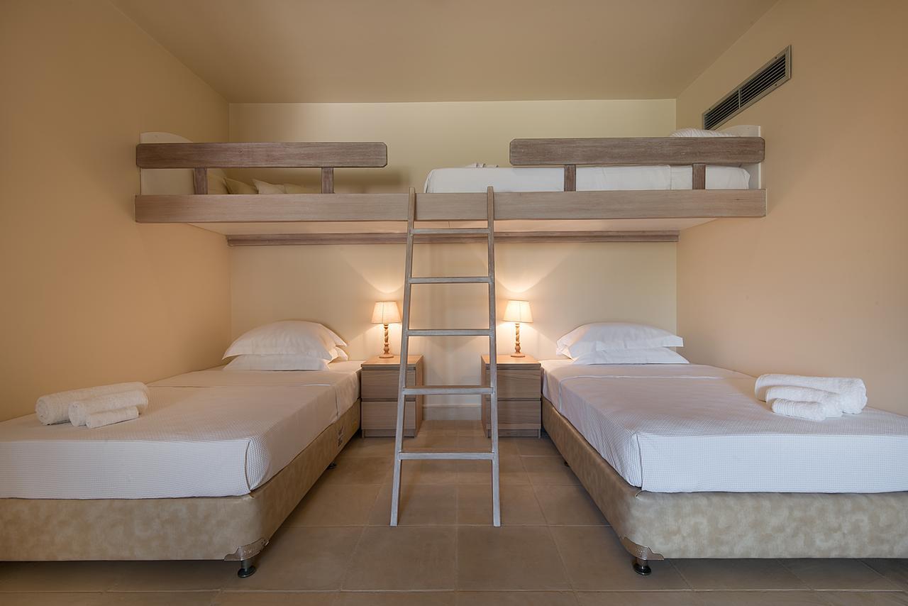 Villa Emerald Porto Heli Esterno foto